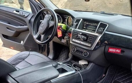Mercedes-Benz M-Класс, 2012 год, 1 850 000 рублей, 2 фотография