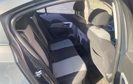 Chevrolet Cruze II, 2014 год, 1 000 000 рублей, 9 фотография