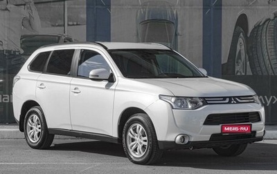 Mitsubishi Outlander III рестайлинг 3, 2013 год, 1 579 000 рублей, 1 фотография