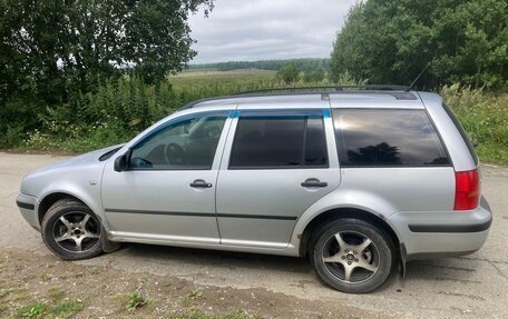 Volkswagen Golf IV, 2002 год, 270 000 рублей, 2 фотография