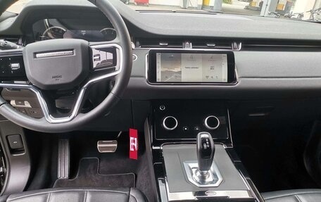 Land Rover Range Rover Evoque II, 2022 год, 3 290 000 рублей, 6 фотография