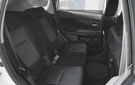 Mitsubishi Outlander III рестайлинг 3, 2013 год, 1 579 000 рублей, 7 фотография