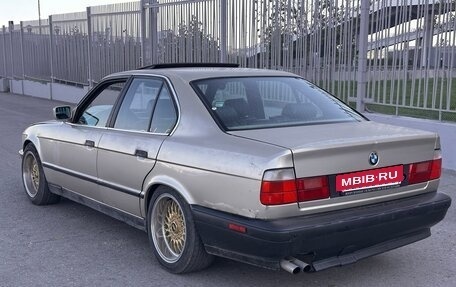 BMW 5 серия, 1988 год, 450 000 рублей, 6 фотография