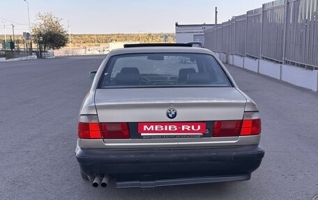 BMW 5 серия, 1988 год, 450 000 рублей, 5 фотография