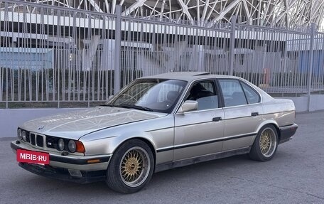 BMW 5 серия, 1988 год, 450 000 рублей, 2 фотография
