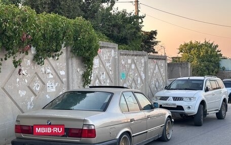 BMW 5 серия, 1988 год, 450 000 рублей, 26 фотография