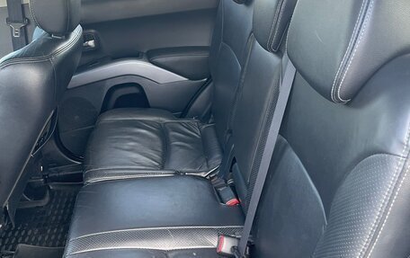 Mitsubishi Outlander III рестайлинг 3, 2008 год, 770 000 рублей, 12 фотография