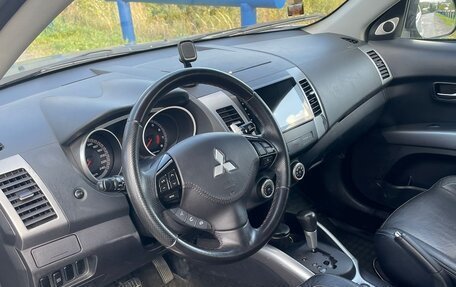Mitsubishi Outlander III рестайлинг 3, 2008 год, 770 000 рублей, 10 фотография