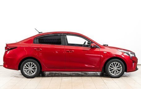 KIA Rio IV, 2021 год, 1 599 000 рублей, 5 фотография