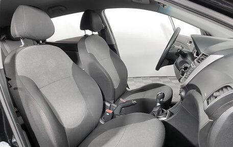Hyundai Solaris II рестайлинг, 2011 год, 569 000 рублей, 13 фотография