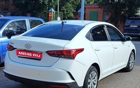 Hyundai Solaris II рестайлинг, 2020 год, 1 550 000 рублей, 3 фотография