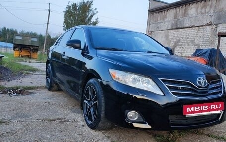 Toyota Camry, 2010 год, 1 250 000 рублей, 2 фотография