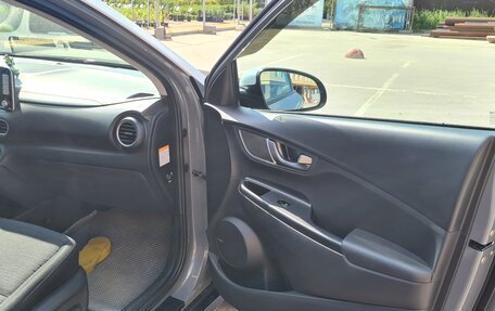 Hyundai Kona I, 2019 год, 2 450 000 рублей, 9 фотография