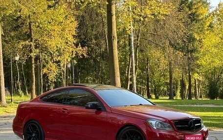 Mercedes-Benz C-Класс, 2012 год, 1 350 000 рублей, 1 фотография
