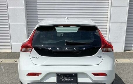 Volvo V40 II рестайлинг, 2019 год, 1 117 333 рублей, 5 фотография