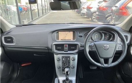 Volvo V40 II рестайлинг, 2019 год, 1 117 333 рублей, 8 фотография