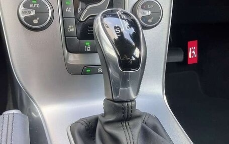 Volvo V40 II рестайлинг, 2019 год, 1 117 333 рублей, 17 фотография