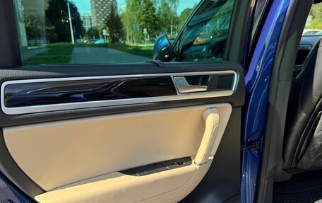 Volkswagen Touareg III, 2016 год, 2 900 000 рублей, 15 фотография