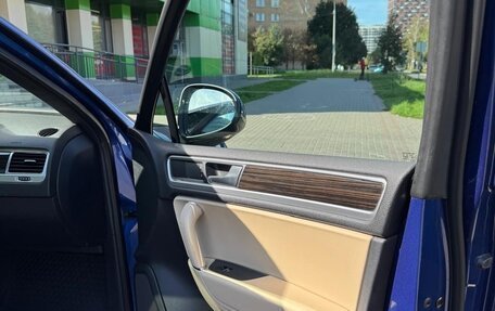 Volkswagen Touareg III, 2016 год, 2 900 000 рублей, 7 фотография