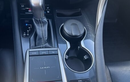 Lexus RX IV рестайлинг, 2019 год, 4 999 000 рублей, 16 фотография