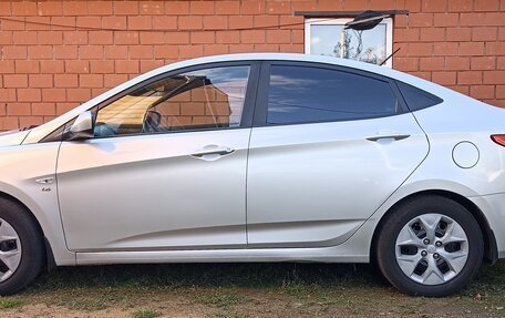 Hyundai Solaris II рестайлинг, 2016 год, 1 150 000 рублей, 5 фотография