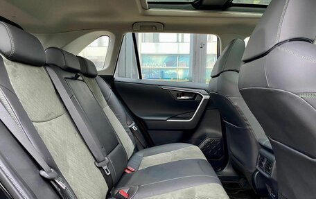 Toyota RAV4, 2025 год, 4 550 000 рублей, 23 фотография
