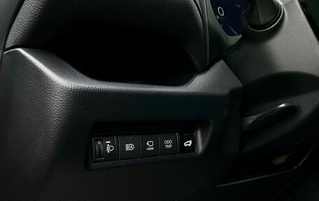 Toyota RAV4, 2025 год, 4 550 000 рублей, 26 фотография
