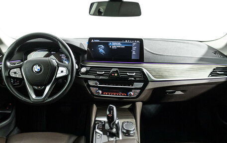 BMW 5 серия, 2020 год, 4 249 000 рублей, 13 фотография