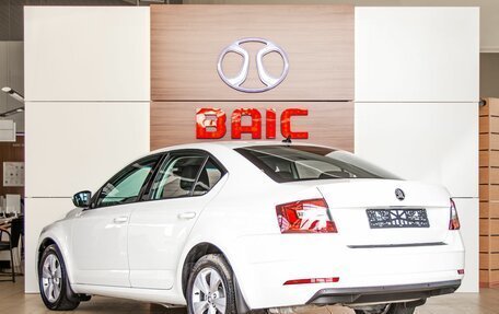 Skoda Octavia, 2019 год, 1 595 000 рублей, 4 фотография