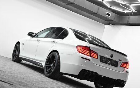 BMW 5 серия, 2011 год, 1 435 000 рублей, 4 фотография