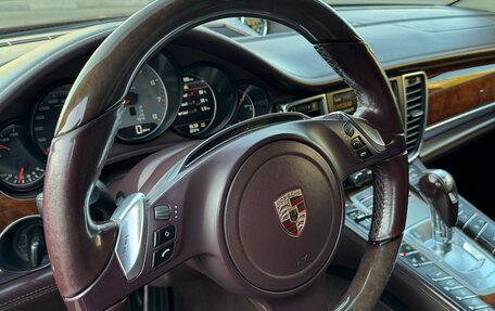 Porsche Panamera II рестайлинг, 2011 год, 2 100 000 рублей, 13 фотография
