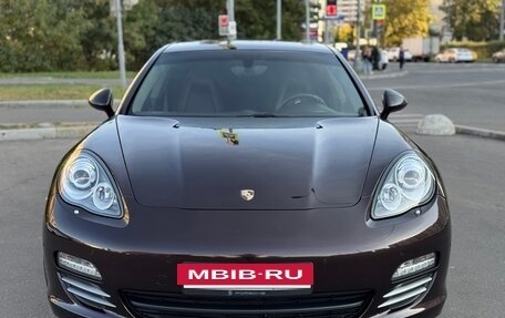 Porsche Panamera II рестайлинг, 2011 год, 2 100 000 рублей, 3 фотография