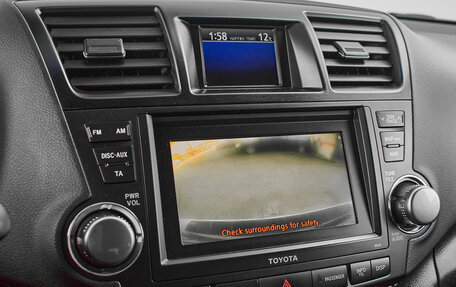 Toyota Highlander III, 2013 год, 2 100 000 рублей, 18 фотография