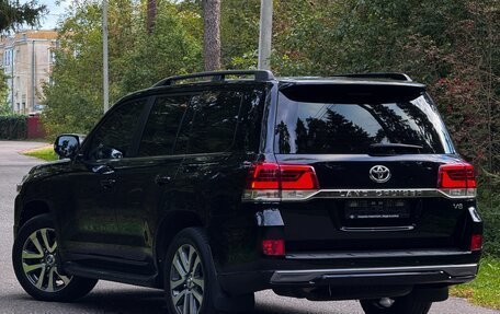 Toyota Land Cruiser 200, 2016 год, 5 699 990 рублей, 4 фотография