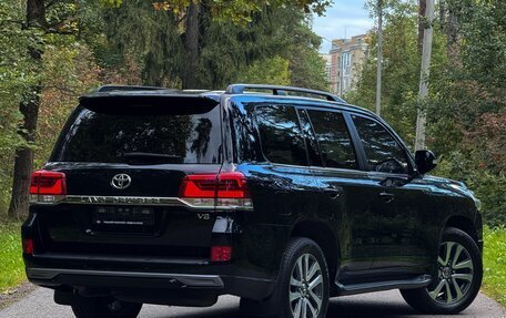 Toyota Land Cruiser 200, 2016 год, 5 699 990 рублей, 3 фотография