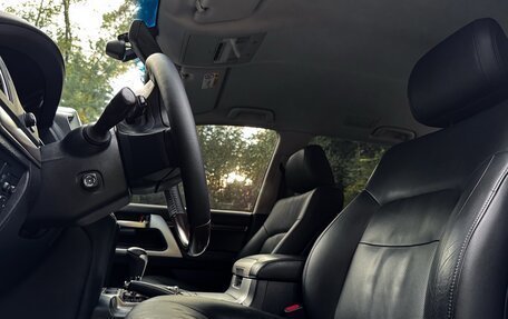 Toyota Land Cruiser 200, 2016 год, 5 699 990 рублей, 19 фотография