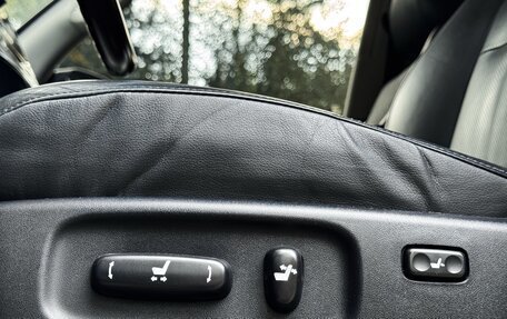 Toyota Land Cruiser 200, 2016 год, 5 699 990 рублей, 23 фотография