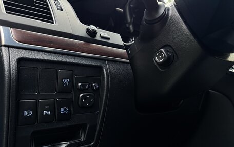 Toyota Land Cruiser 200, 2016 год, 5 699 990 рублей, 21 фотография