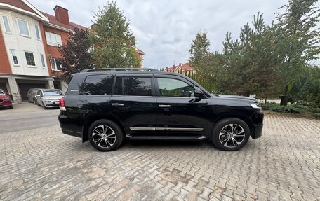 Toyota Land Cruiser 200, 2021 год, 7 фотография