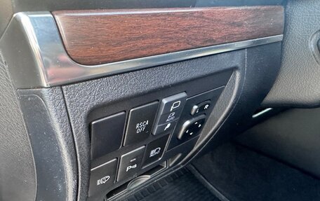 Toyota Land Cruiser 200, 2021 год, 14 фотография