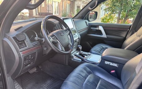 Toyota Land Cruiser 200, 2021 год, 12 фотография