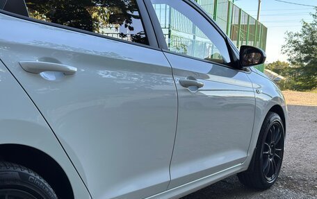 Hyundai Solaris II рестайлинг, 2020 год, 1 470 000 рублей, 12 фотография