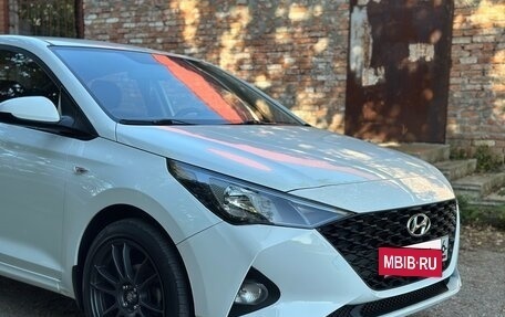 Hyundai Solaris II рестайлинг, 2020 год, 1 470 000 рублей, 4 фотография