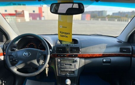 Toyota Avensis III рестайлинг, 2004 год, 585 000 рублей, 7 фотография