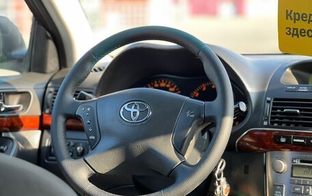 Toyota Avensis III рестайлинг, 2004 год, 585 000 рублей, 16 фотография