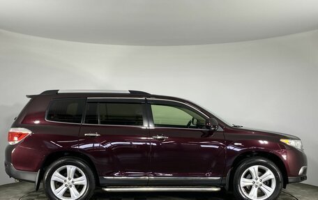 Toyota Highlander III, 2013 год, 1 899 000 рублей, 11 фотография