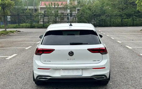 Volkswagen Golf VIII, 2021 год, 1 830 000 рублей, 4 фотография