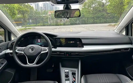 Volkswagen Golf VIII, 2021 год, 1 830 000 рублей, 9 фотография