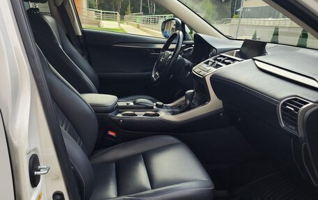 Lexus NX I, 2017 год, 2 800 000 рублей, 7 фотография