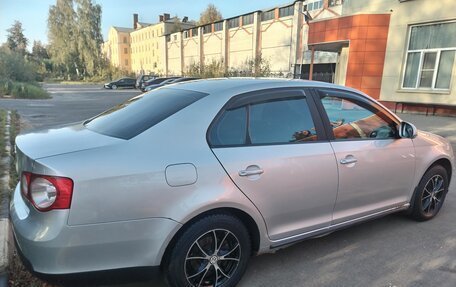 Volkswagen Jetta VI, 2008 год, 750 000 рублей, 7 фотография